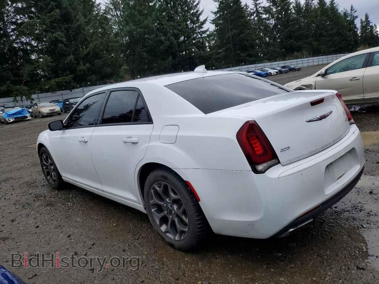 2017 CHRYSLER 300 - VIN: 2C3CCAGG1HH516814 - Фото 2