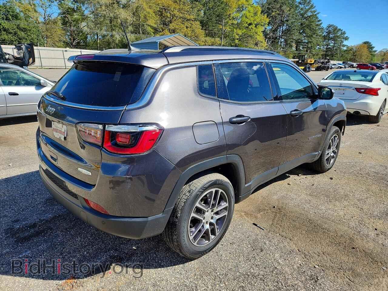 2019 JEEP COMPASS - VIN: 3C4NJDBB4KT703082 - Фото 3