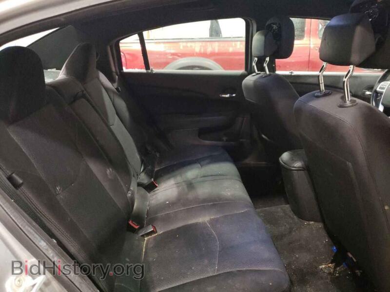 2013 Chrysler 200 (VIN 1C3CCBBB8DN617206) — фото 10 из 12