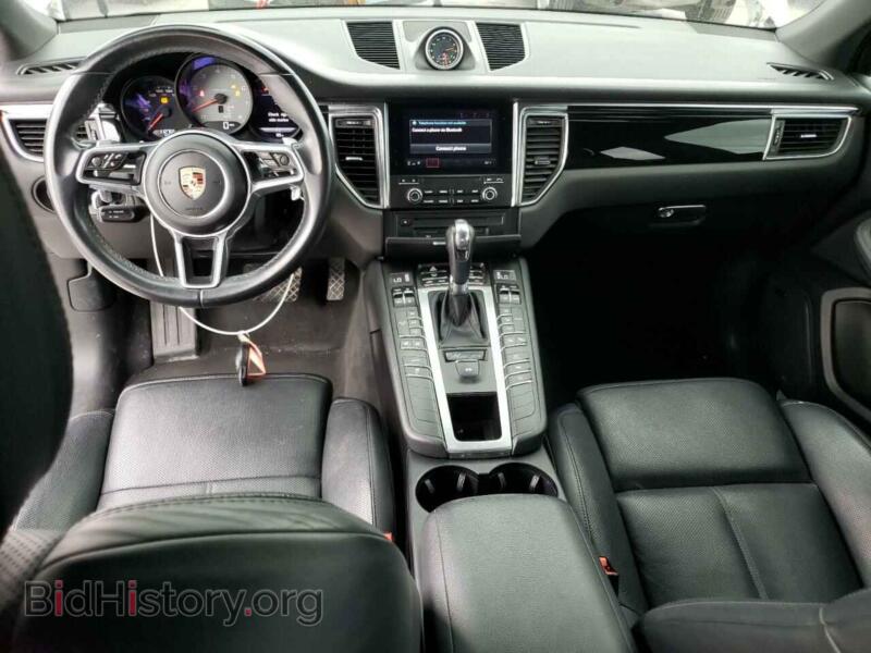 2017 Porsche MACAN (VIN WP1AB2A5XHLB10468) — фото 8 из 14