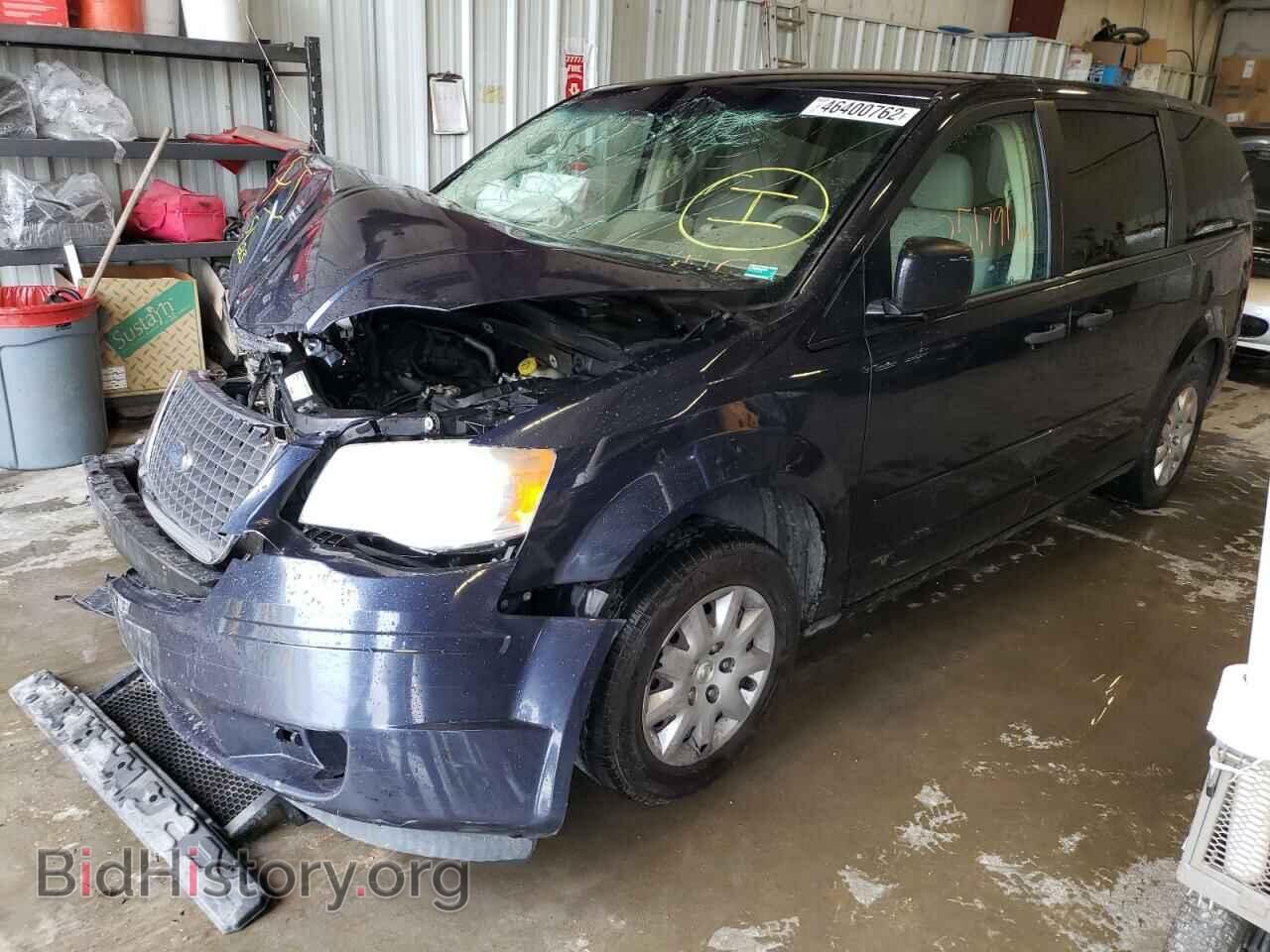 2008 CHRYSLER MINIVAN - VIN: 2A8HR44H18R842131 - Фото 2