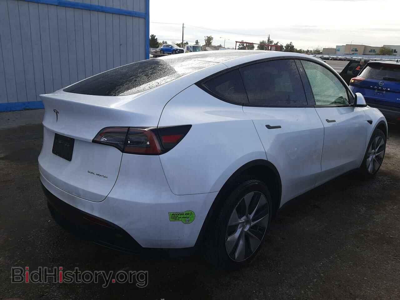 2023 TESLA MODEL Y - VIN: 7SAYGDEE1PF634166 - Фото 3