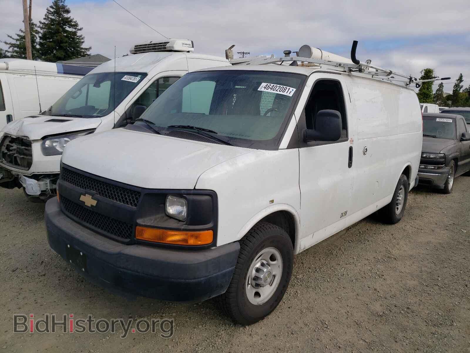 2013 CHEVROLET EXPRESS - VIN: 1GCWGFCB2D1902302 - Фото 2