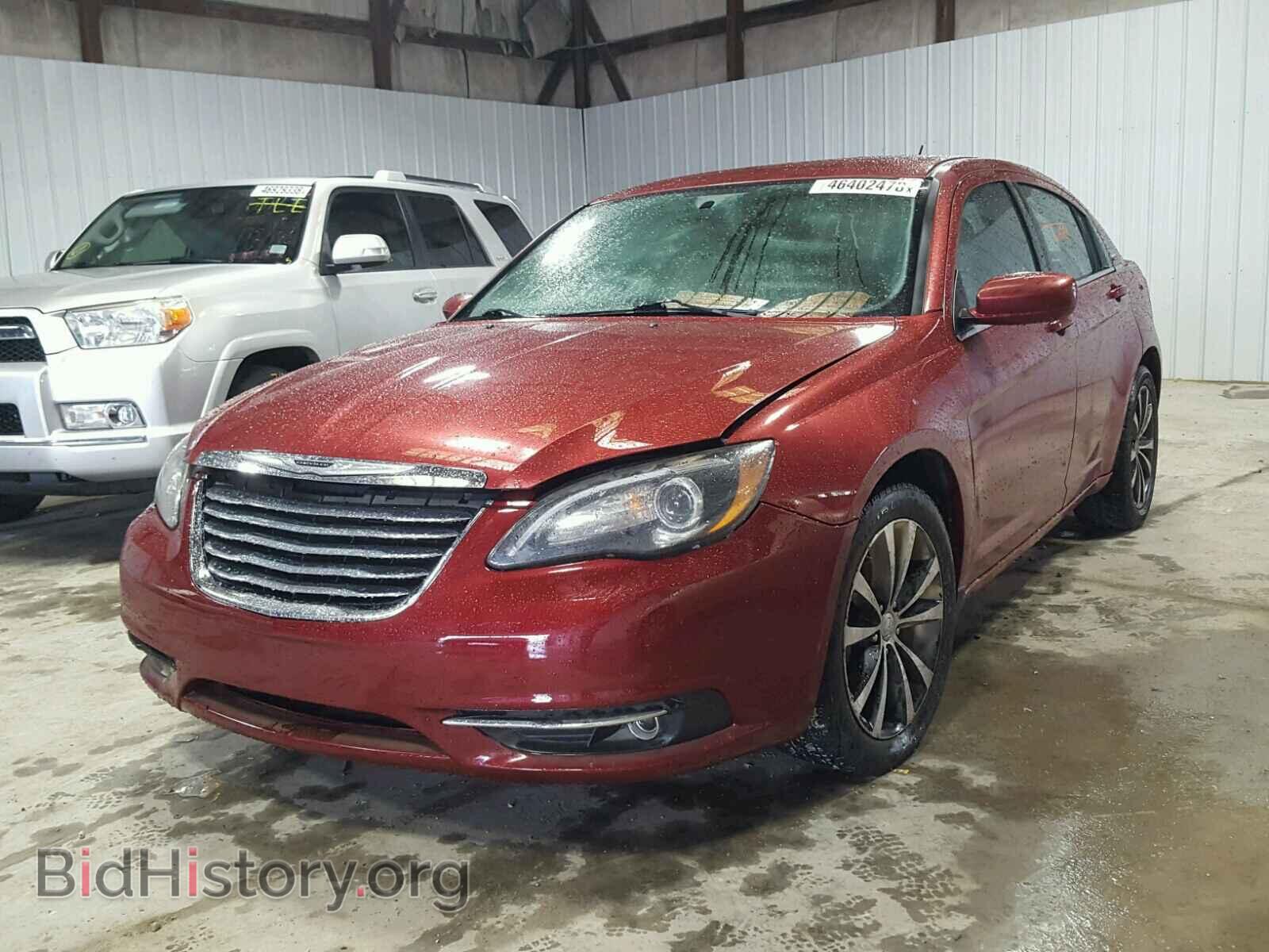 2012 CHRYSLER 200 - VIN: 1C3CCBHG9CN240127 - Фото 2