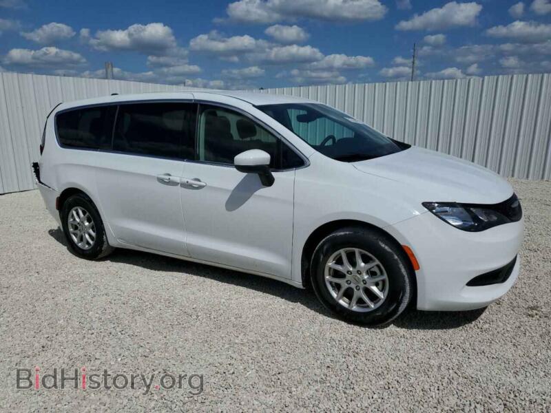 2023 Chrysler MINIVAN (VIN 2C4RC1CG5PR525682) — photo 4 of 14