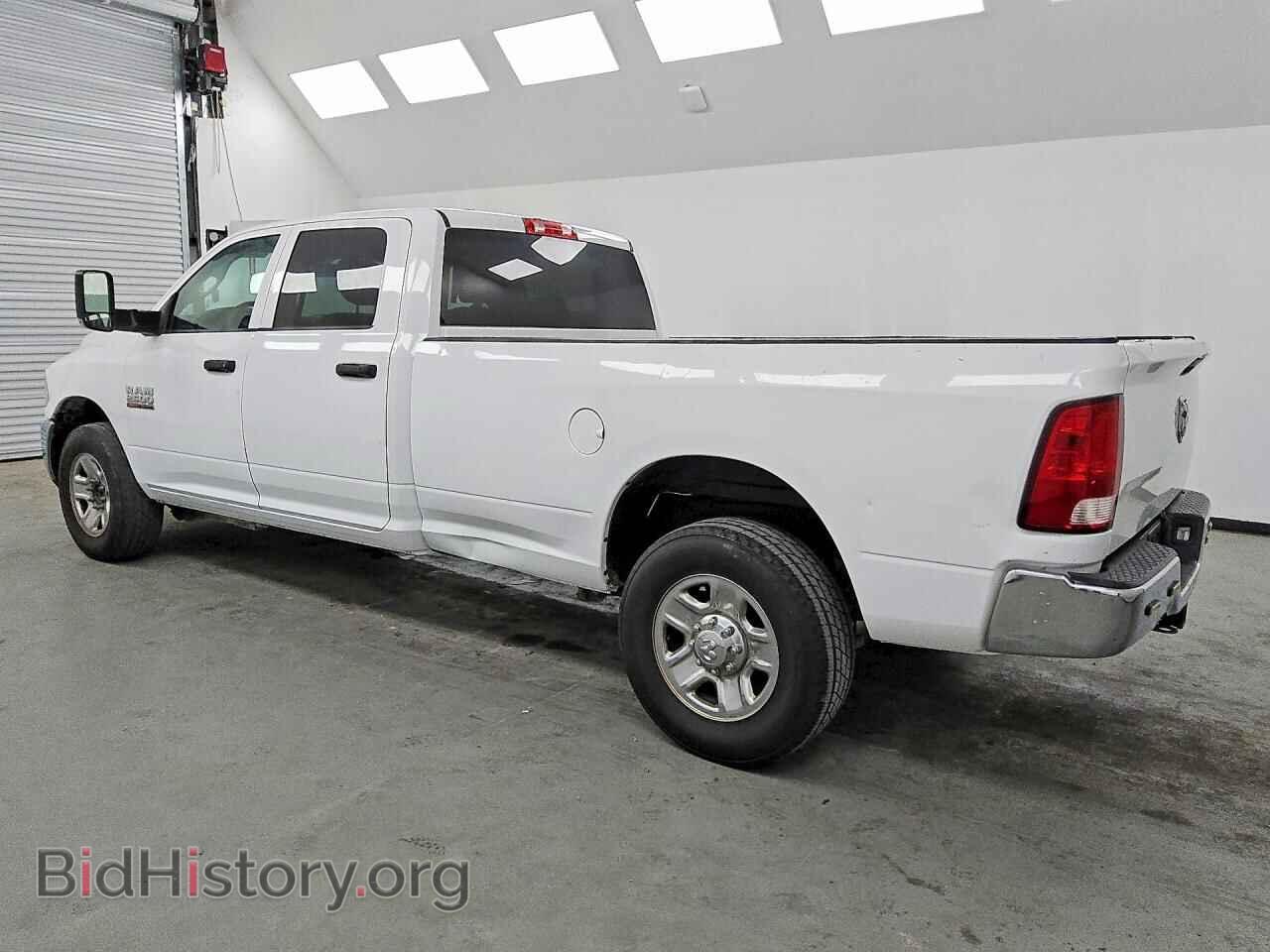 2018 RAM 2500 - VIN: 3C6UR4HLXJG325580 - Фото 2