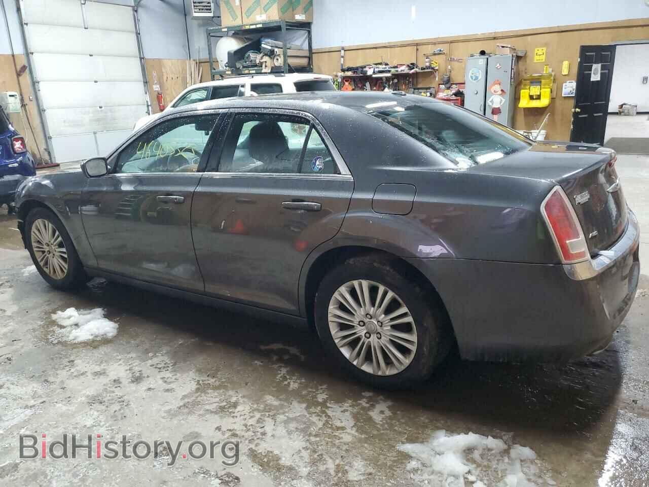 2014 CHRYSLER 300 - VIN: 2C3CCARG5EH328063 - Фото 2