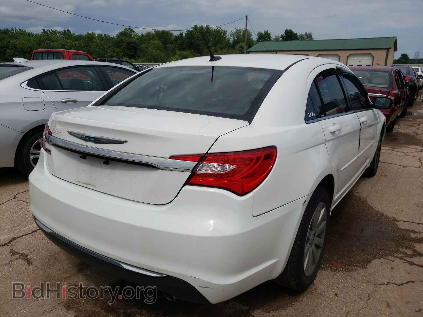 2013 CHRYSLER 200 - VIN: 1C3CCBBG1DN704067 - Фото 4