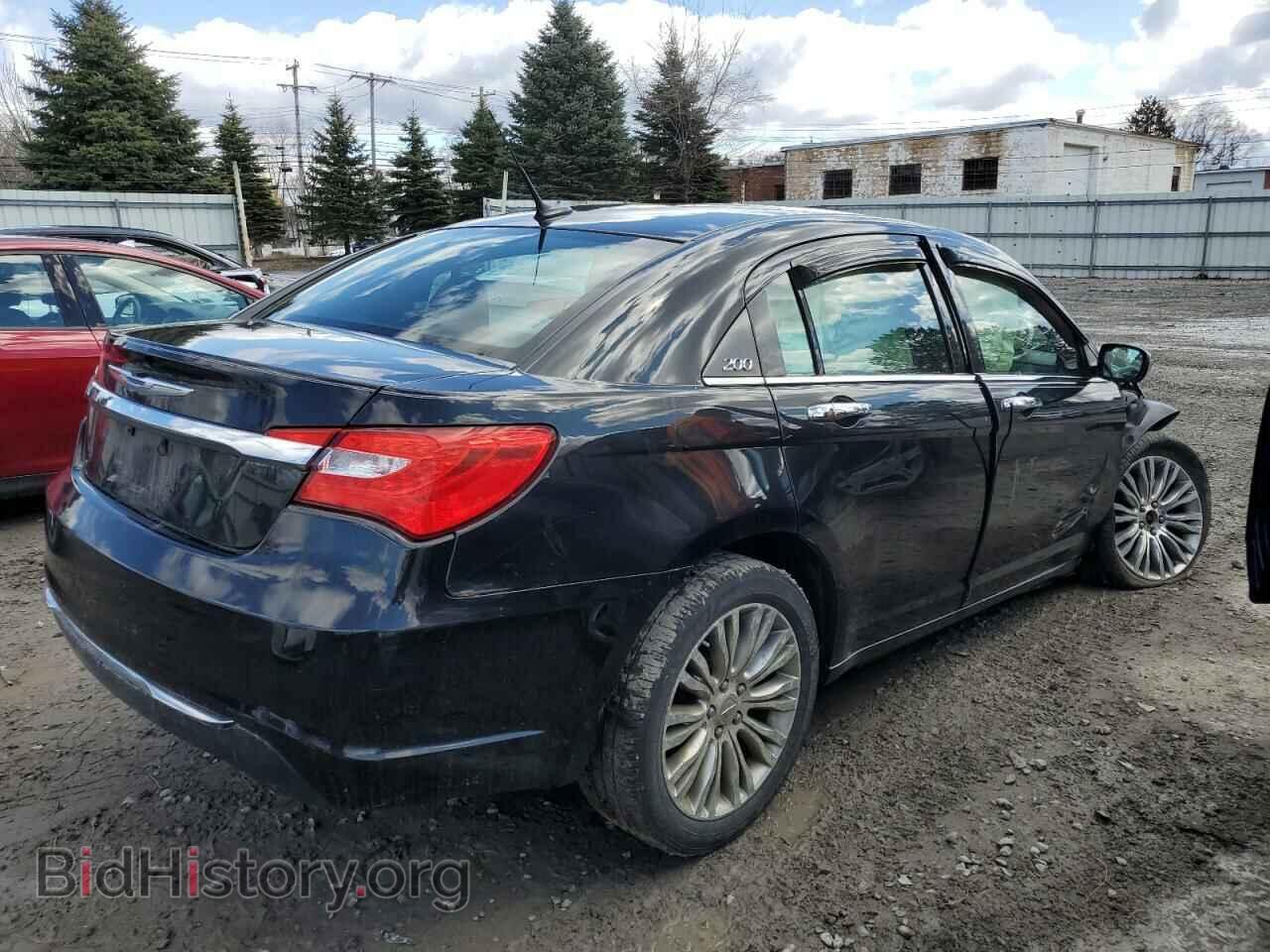 2011 CHRYSLER 200 - VIN: 1C3BC2FGXBN520636 - Фото 3