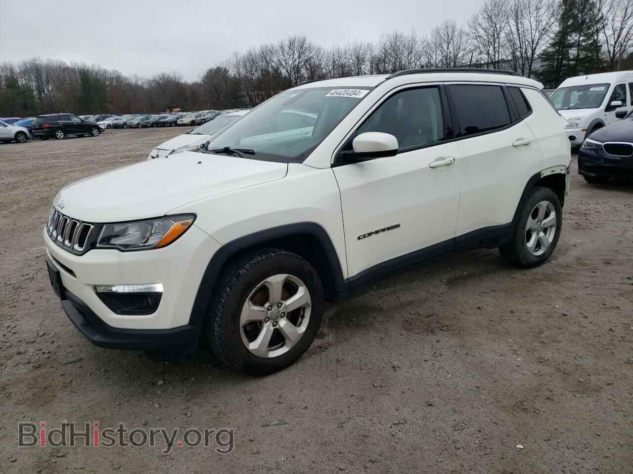 Фотография 3C4NJDBB5HT651020 - JEEP COMPASS 2017