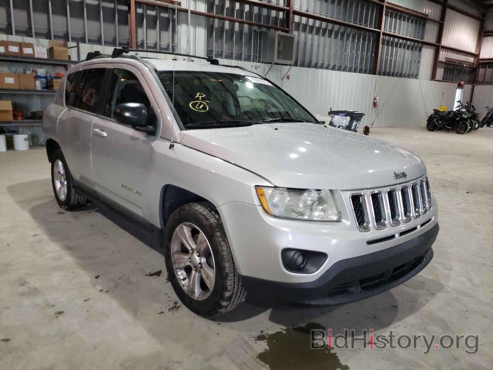 Photo 1J4NT1FB7BD176741 - JEEP COMPASS 2011