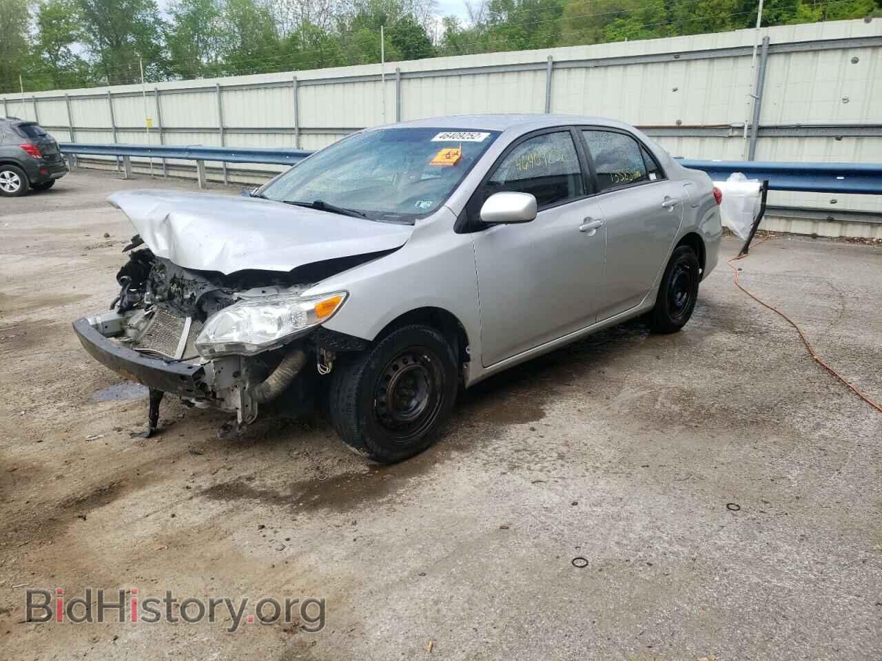 2011 TOYOTA COROLLA - VIN: 2T1BU4EE0BC754131 - Фото 2