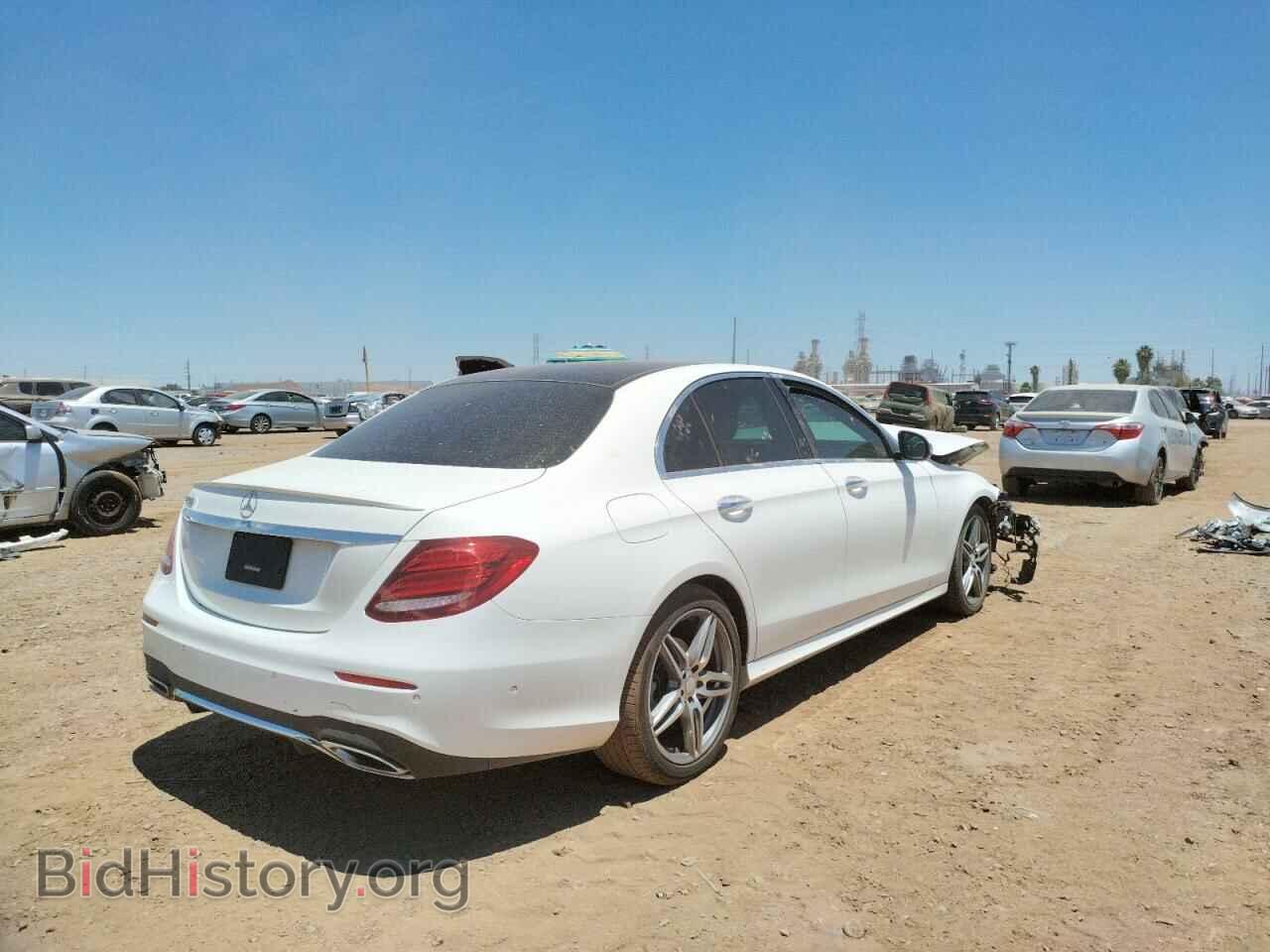2017 MERCEDES-BENZ E-CLASS - VIN: WDDZF4JB0HA042905 - Фото 4