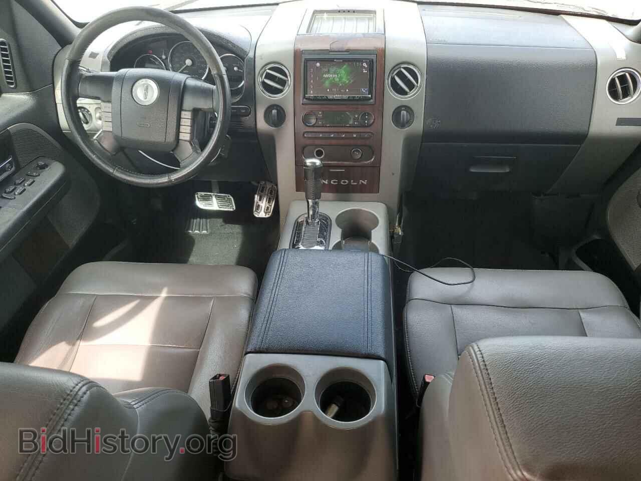 2006 LINCOLN MARK LT - VIN: 5LTPW18596FJ17680 - Photo 8