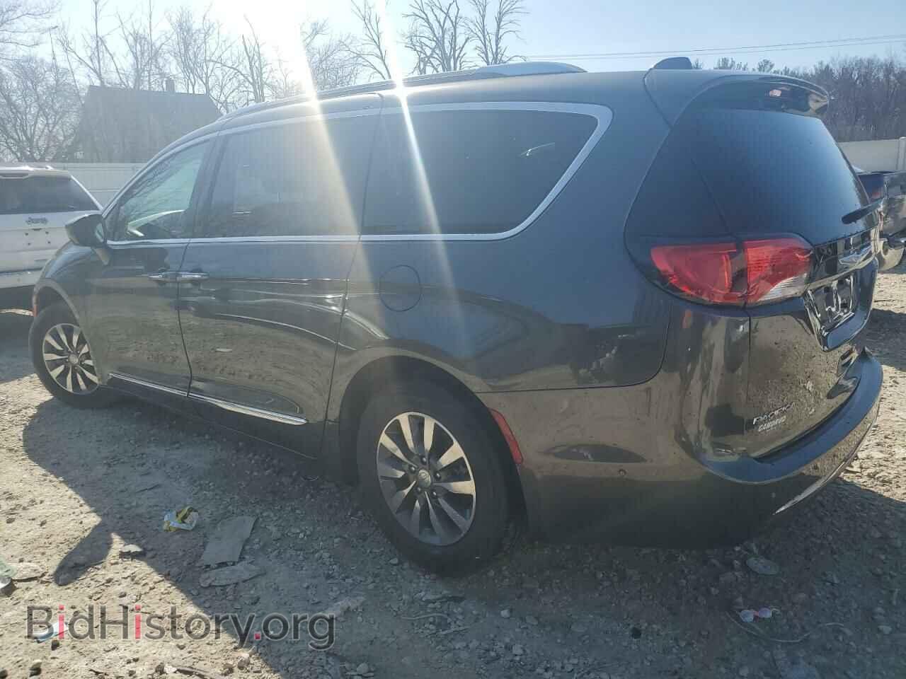 2019 CHRYSLER PACIFICA - VIN: 2C4RC1EG4KR737852 - Фото 2