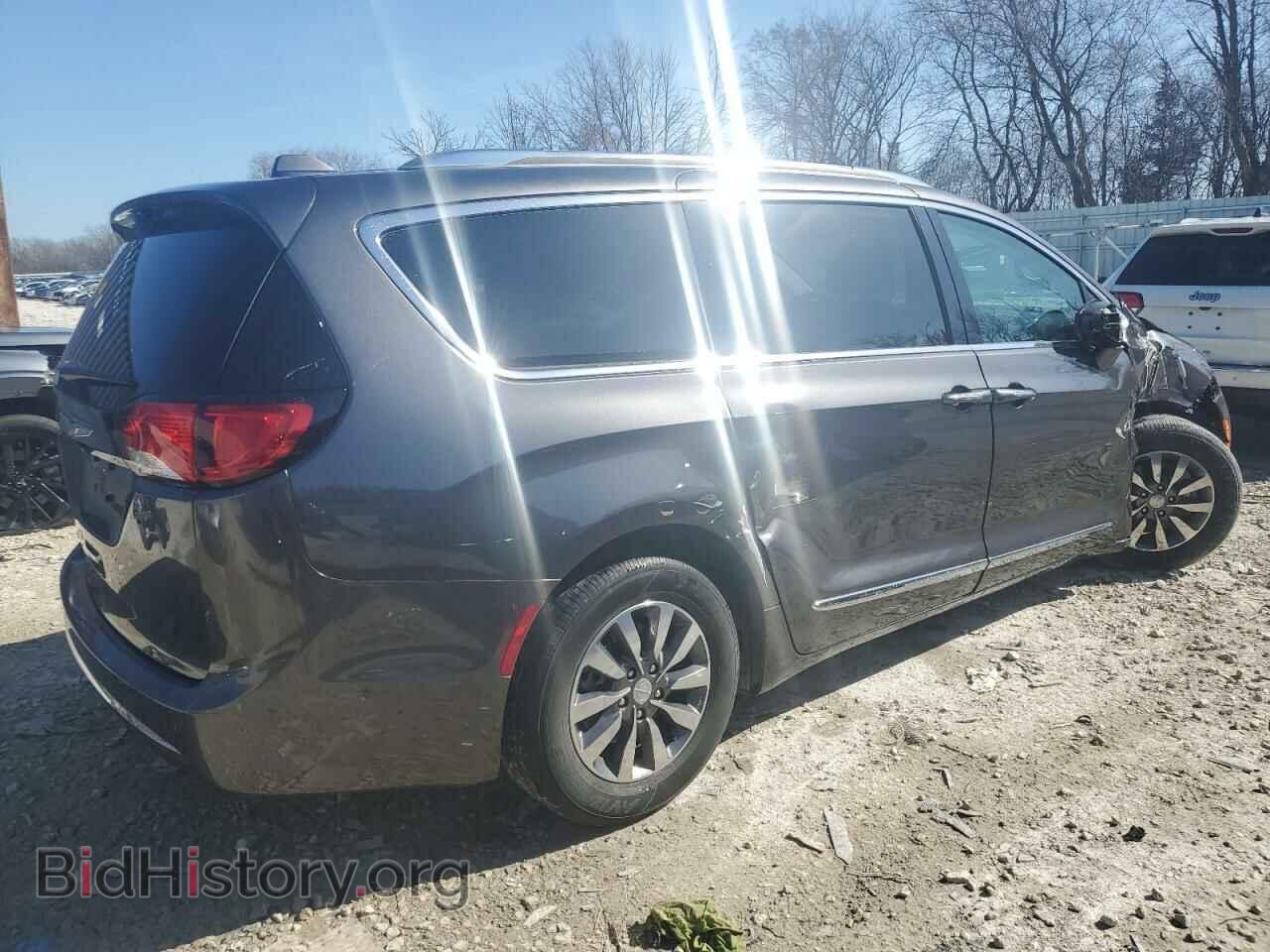 2019 CHRYSLER PACIFICA - VIN: 2C4RC1EG4KR737852 - Фото 3