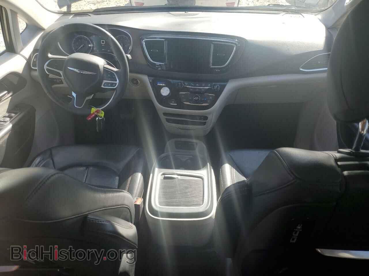 2019 CHRYSLER PACIFICA - VIN: 2C4RC1EG4KR737852 - Фото 8