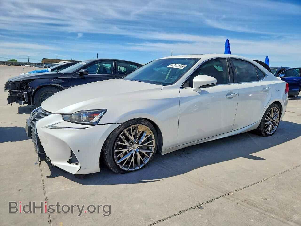 Фотография JTHBA1D27H5046820 - LEXUS IS 2017