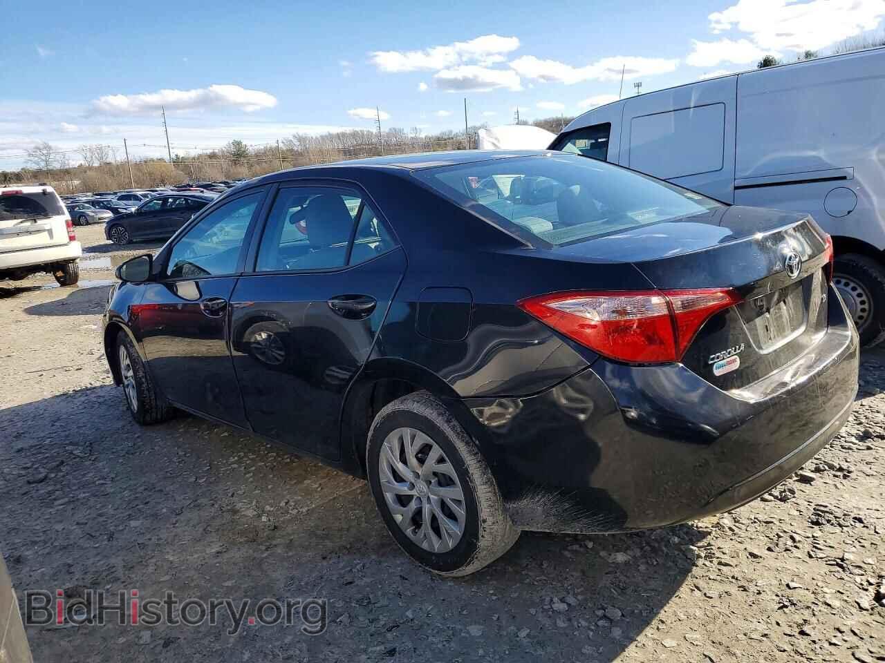 2017 TOYOTA COROLLA - VIN: 5YFBURHE2HP646661 - Фото 2