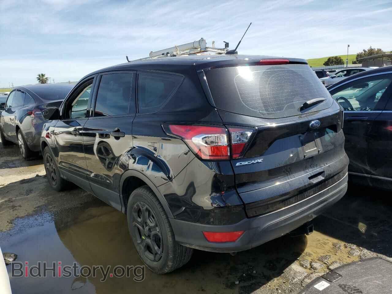 2018 FORD ESCAPE - VIN: 1FMCU0F75JUA57256 - Фото 2