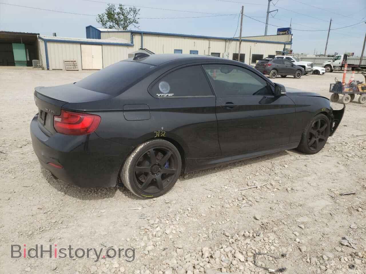 2016 BMW M2 - VIN: WBA1J7C55GV359971 - Фото 3