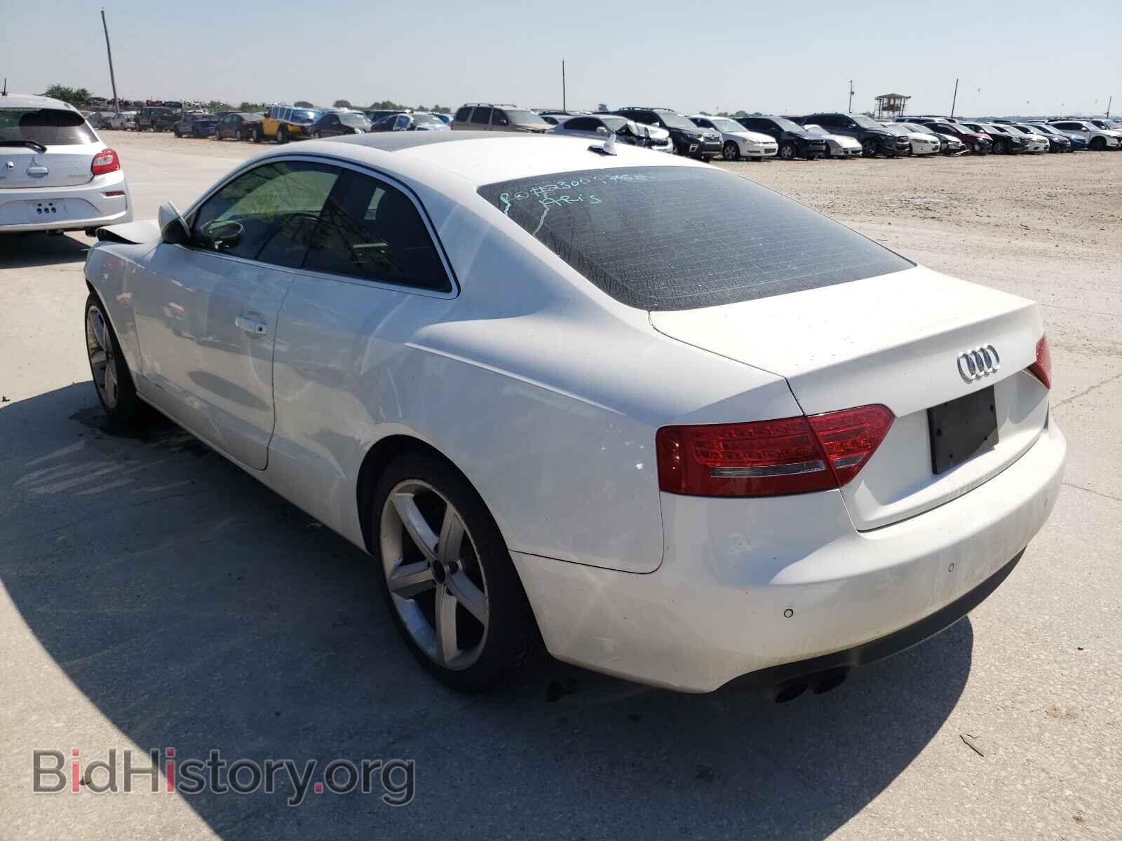 2010 AUDI A5 - VIN: WAULFAFR5AA084672 - Фото 3