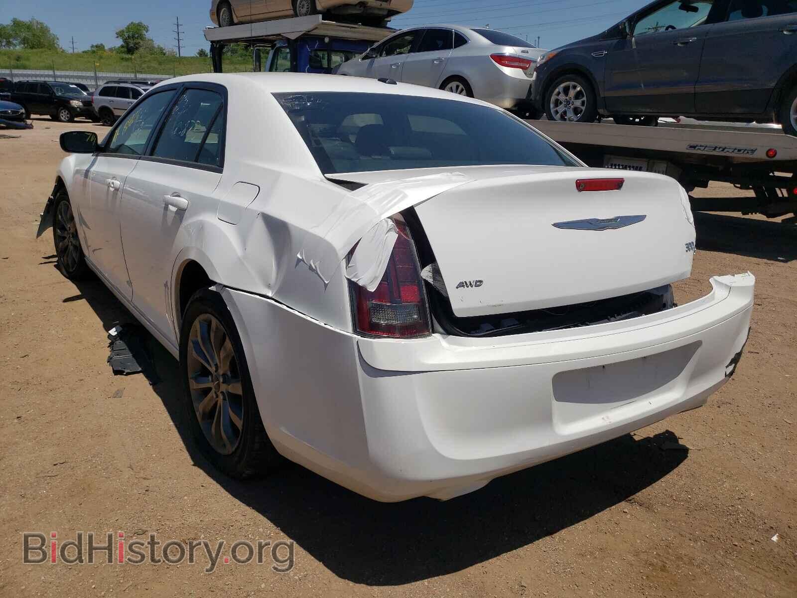 2014 CHRYSLER 300 - VIN: 2C3CCAGGXEH379089 - Фото 3