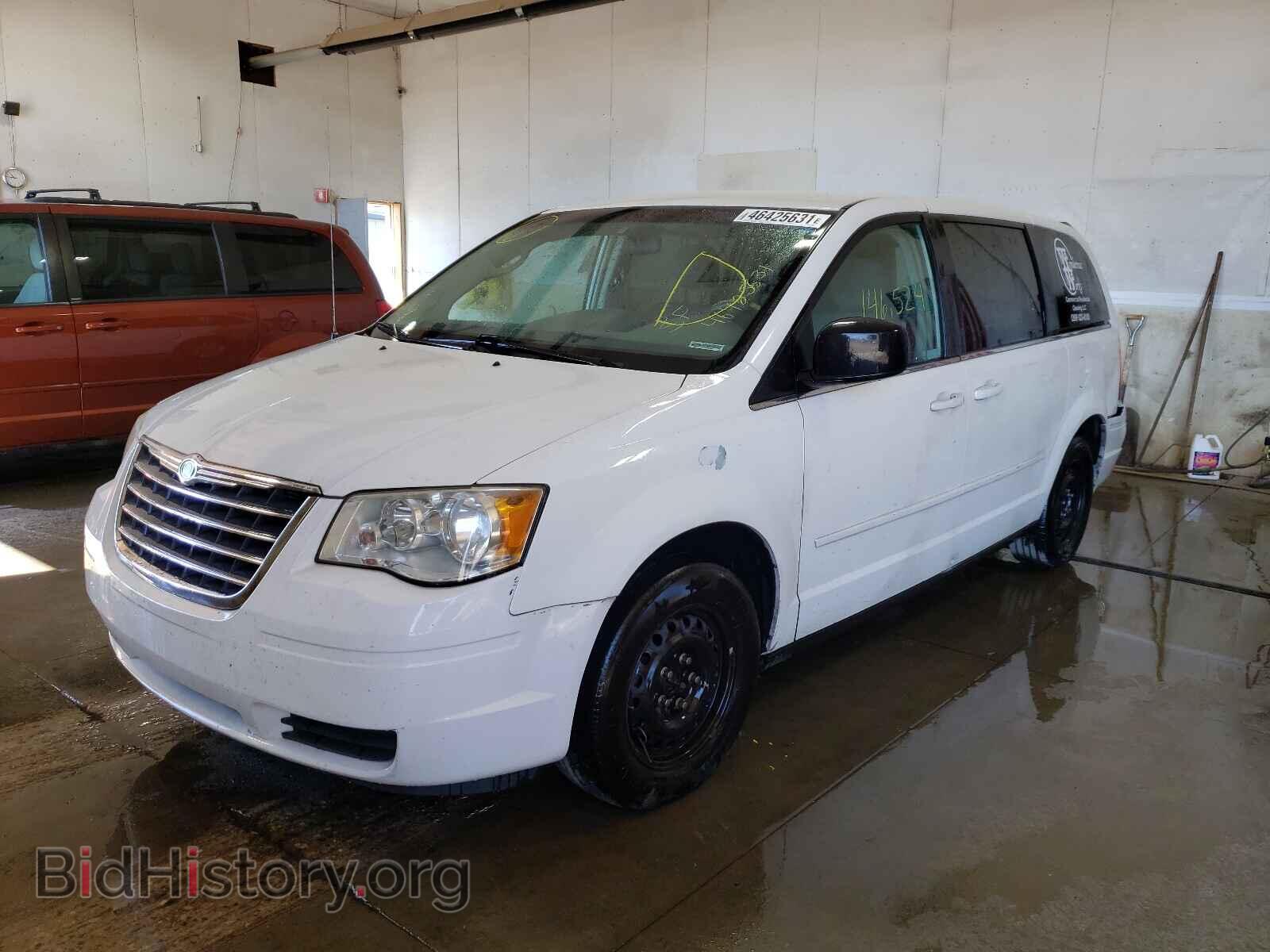 2009 CHRYSLER MINIVAN - VIN: 2A8HR44E59R656907 - Фото 2