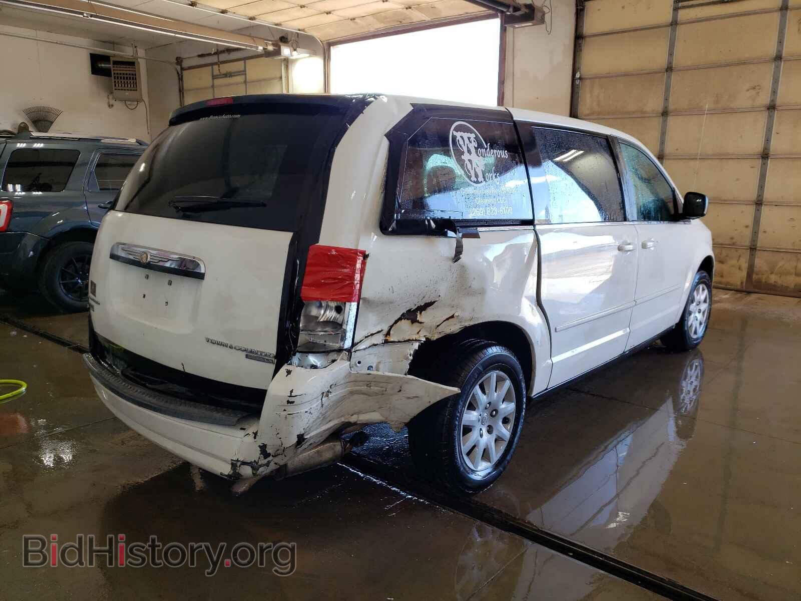 2009 CHRYSLER MINIVAN - VIN: 2A8HR44E59R656907 - Фото 4