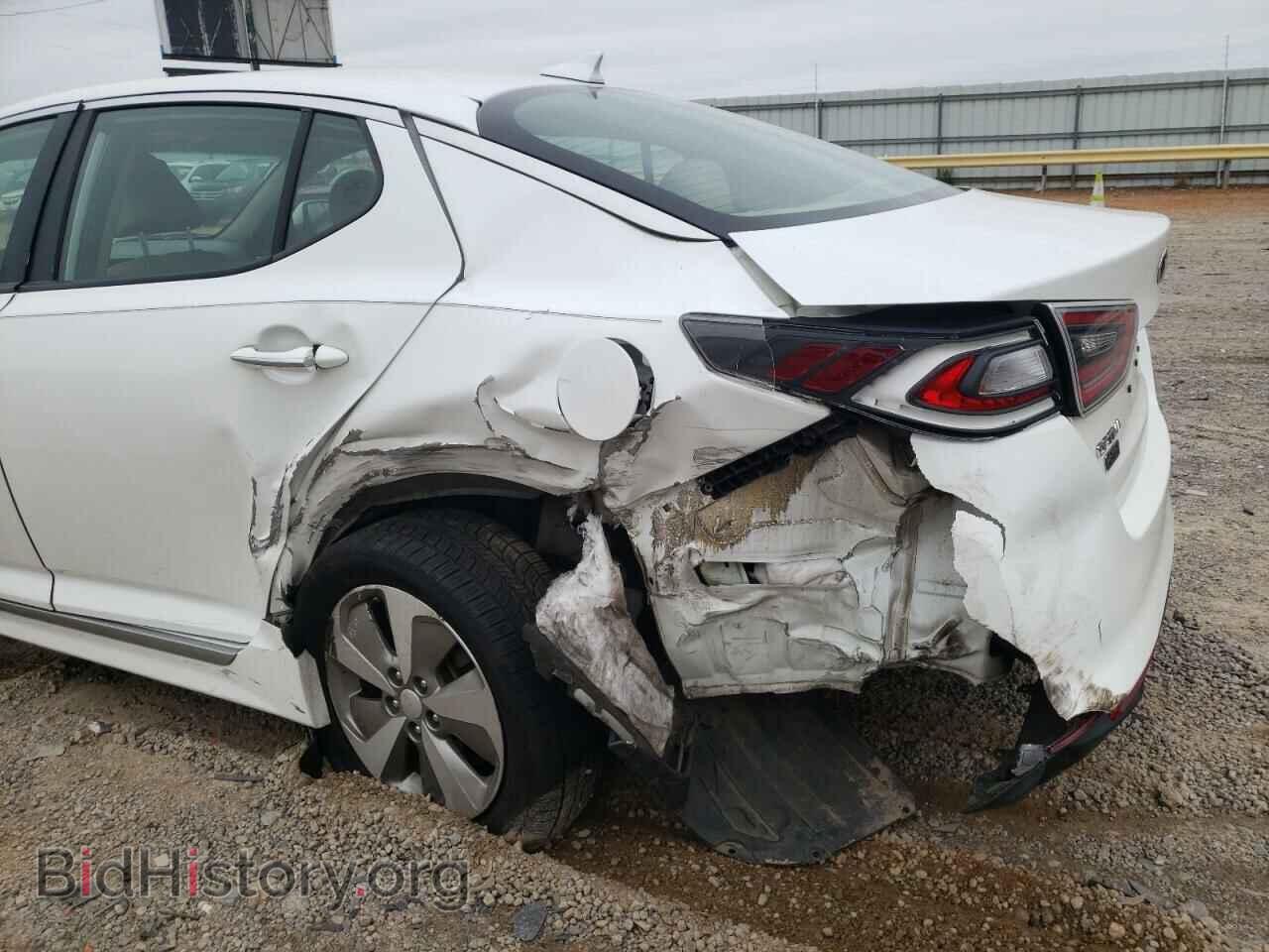 2014 KIA OPTIMA - VIN: KNAGN4AD4E5062985 - Photo 9