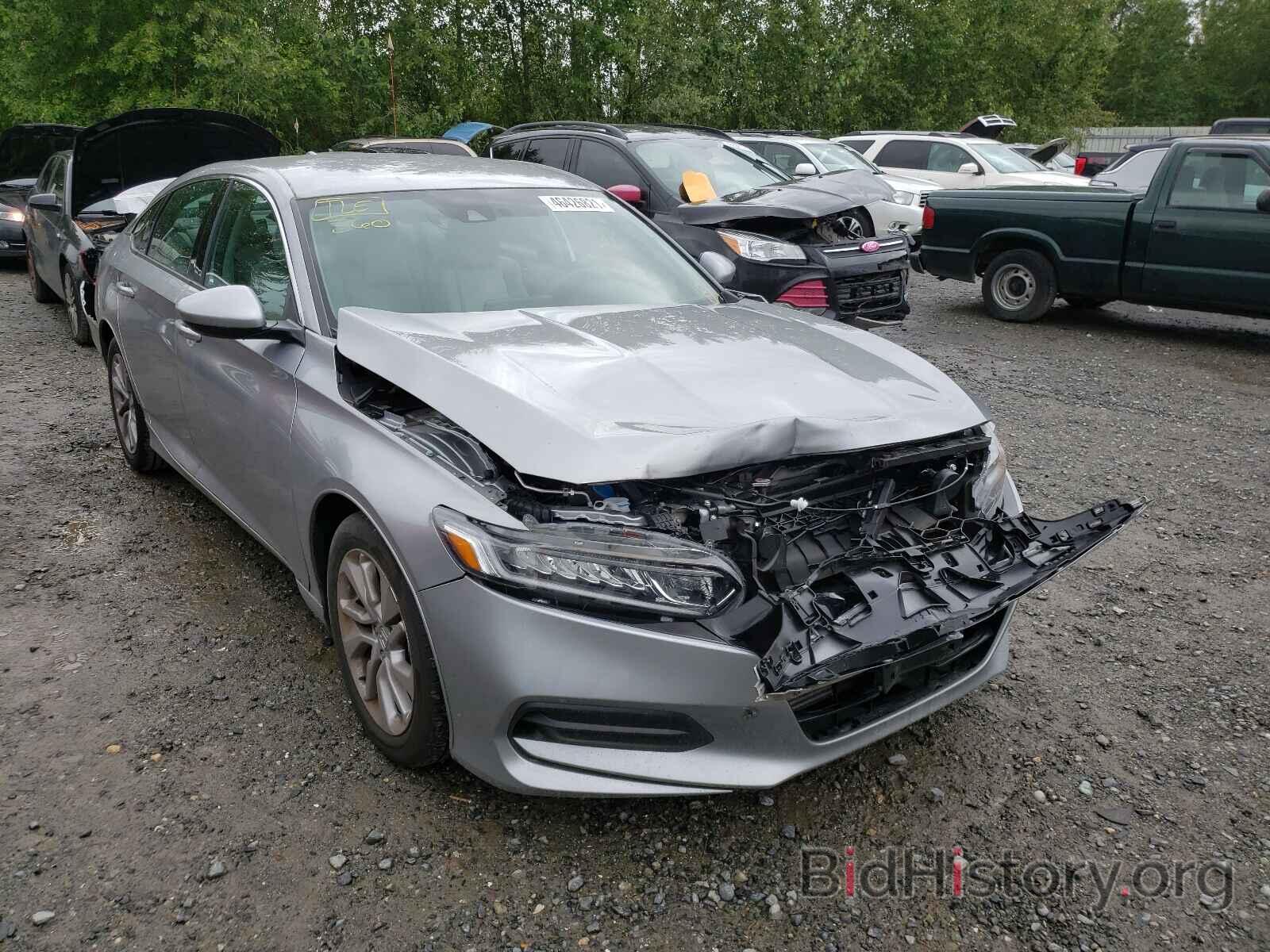 Photo 1HGCV1F13KA090232 - HONDA ACCORD 2019