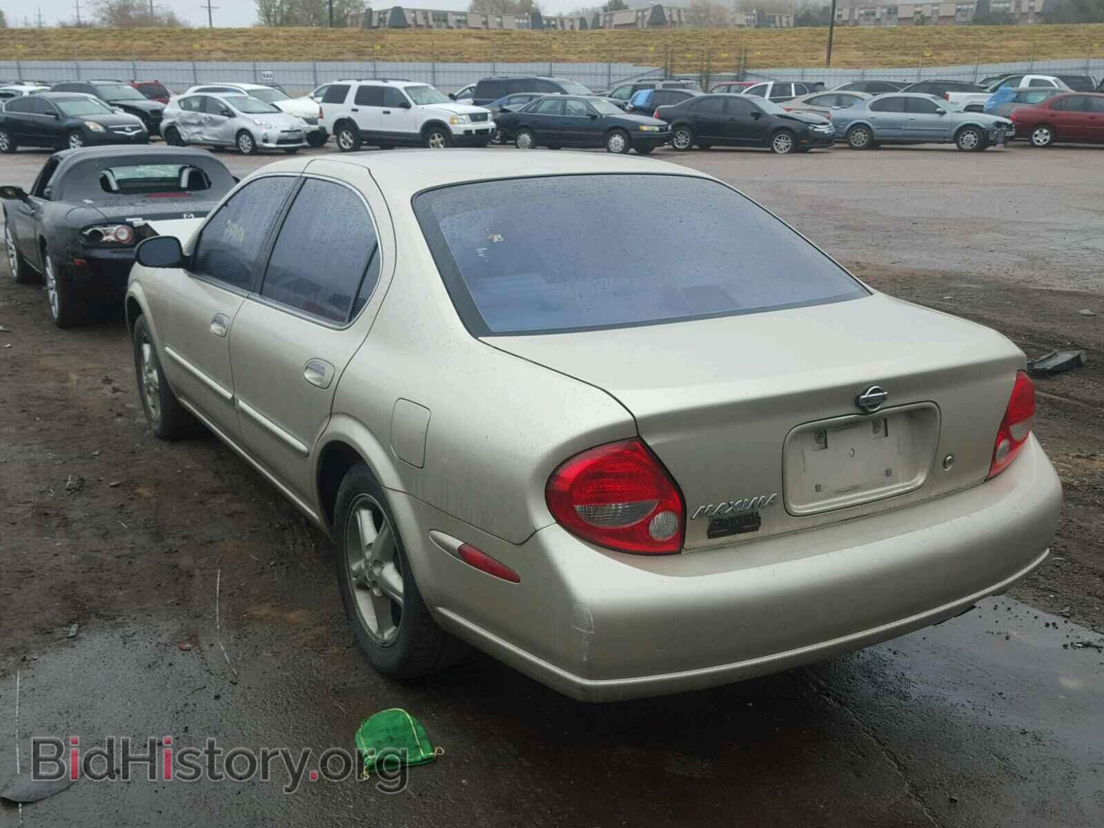 2000 NISSAN MAXIMA - VIN: JN1CA31D9YT515279 - Photo 3