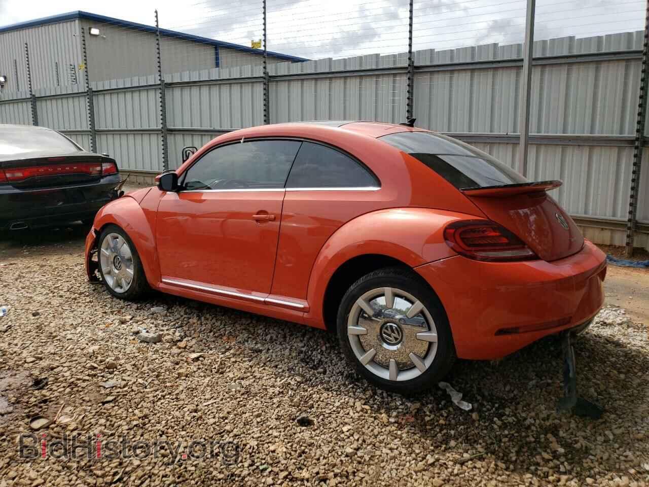 2018 VOLKSWAGEN BEETLE - VIN: 3VWJD7AT3JM728725 - Фото 2