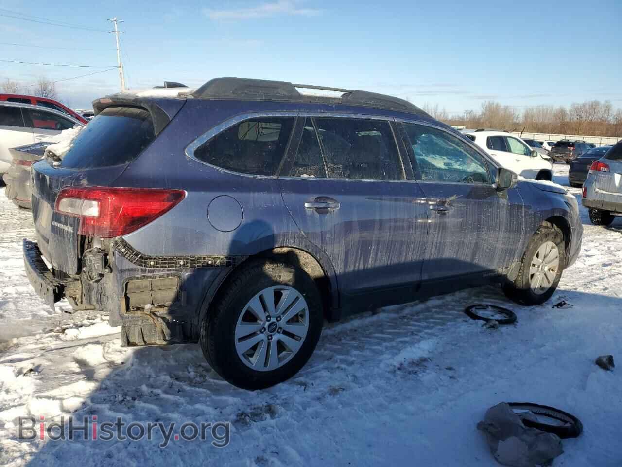 2018 SUBARU OUTBACK - VIN: 4S4BSAFCXJ3240209 - Фото 3