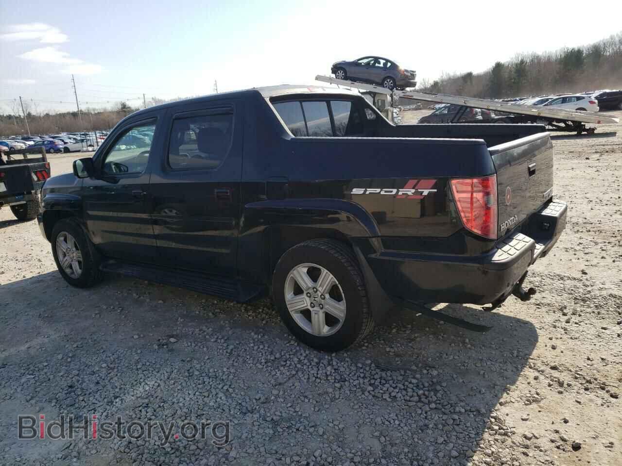 2011 HONDA RIDGELINE - VIN: 5FPYK1F58BB002306 - Фото 2