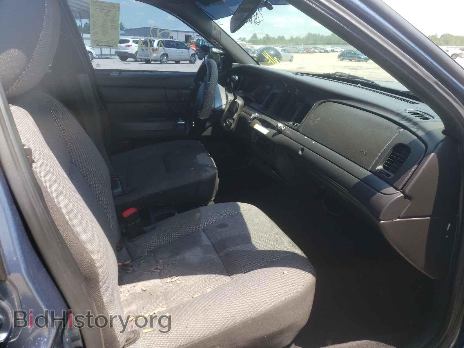 2011 FORD CROWN VIC - VIN: 2FABP7BV1BX111009 - Фото 5