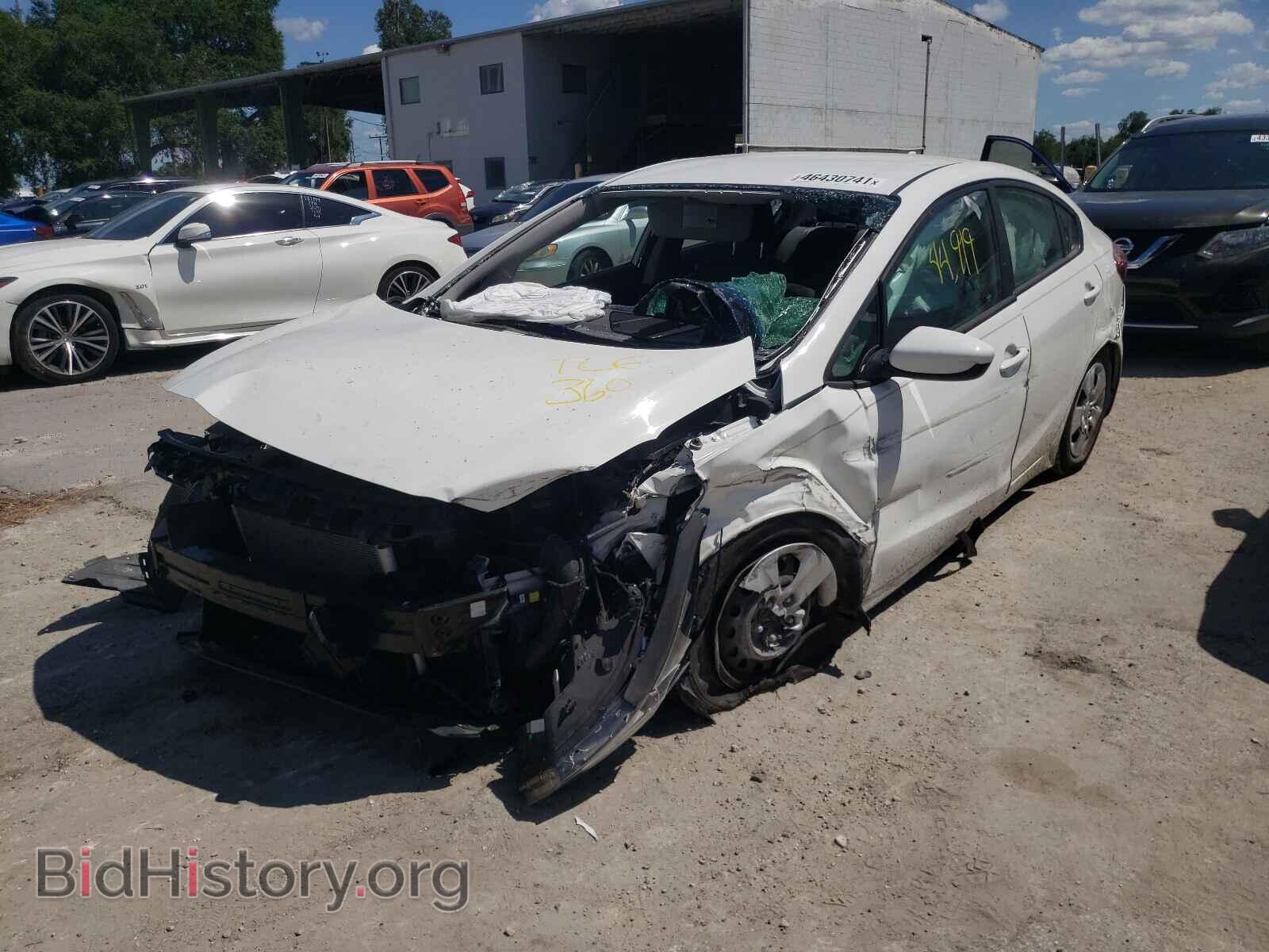 2017 KIA FORTE - VIN: 3KPFK4A70HE140379 - Photo 2