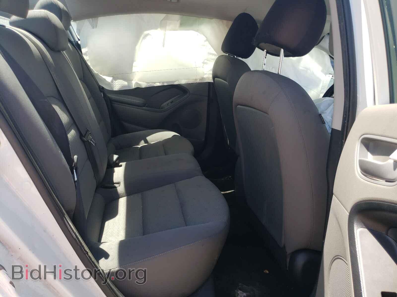 2017 KIA FORTE - VIN: 3KPFK4A70HE140379 - Photo 6