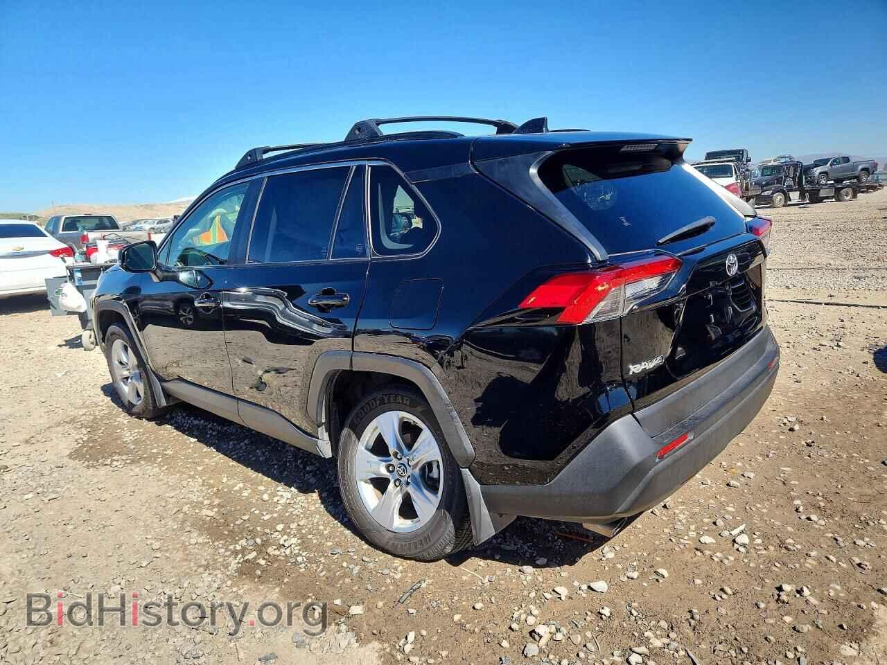 2019 TOYOTA RAV4 - VIN: JTMP1RFV7KD047086 - Фото 2