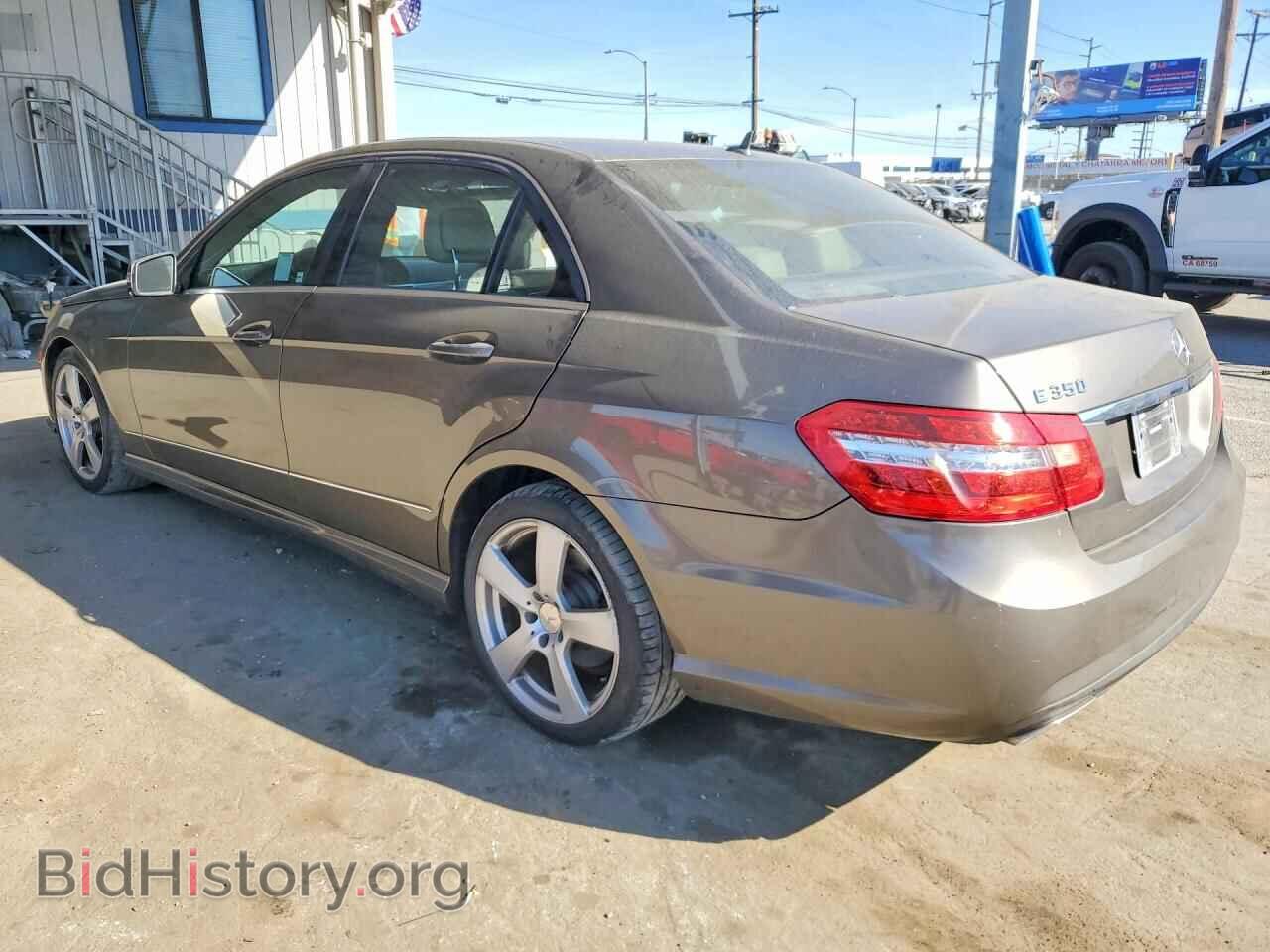 2010 MERCEDES-BENZ E-CLASS - VIN: WDDHF5GB1AA073255 - Фото 2