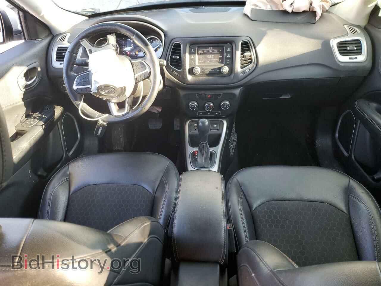 2018 JEEP COMPASS - VIN: 3C4NJCBB7JT240508 - Фото 8