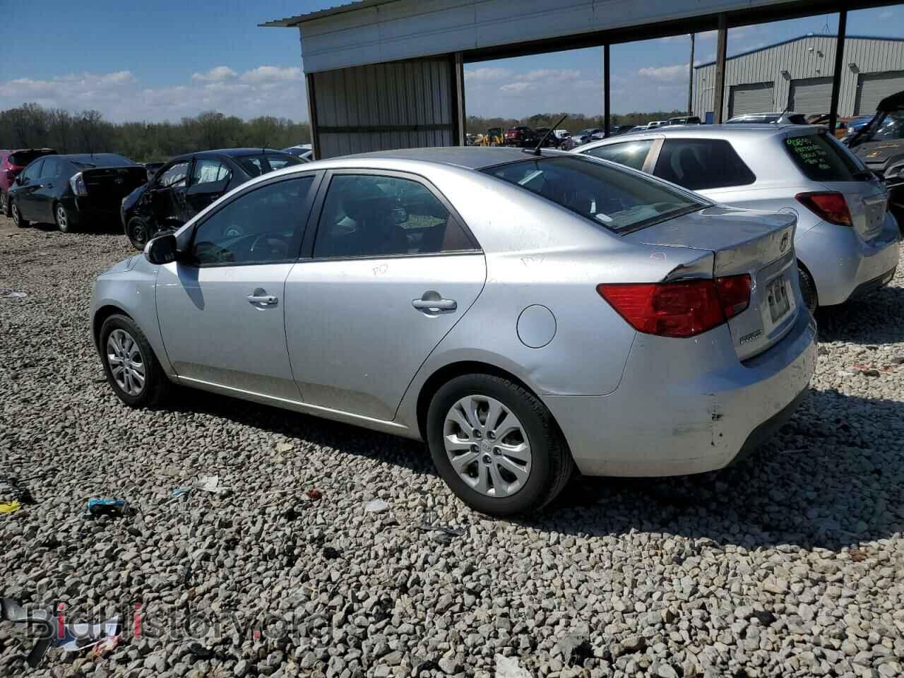2012 KIA FORTE - VIN: KNAFU4A22C5621735 - Фото 2