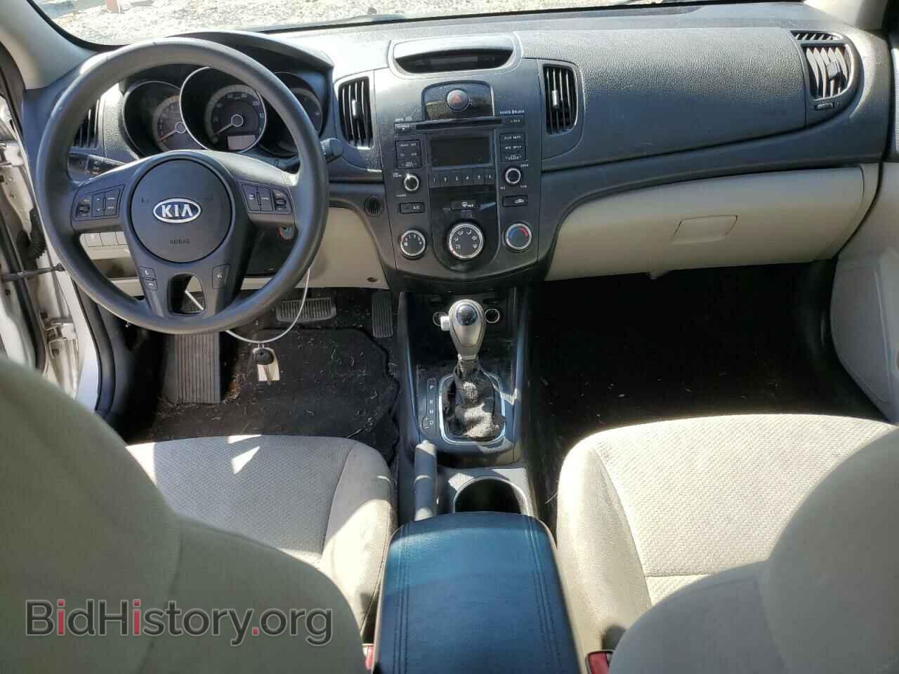 2012 KIA FORTE - VIN: KNAFU4A22C5621735 - Фото 8