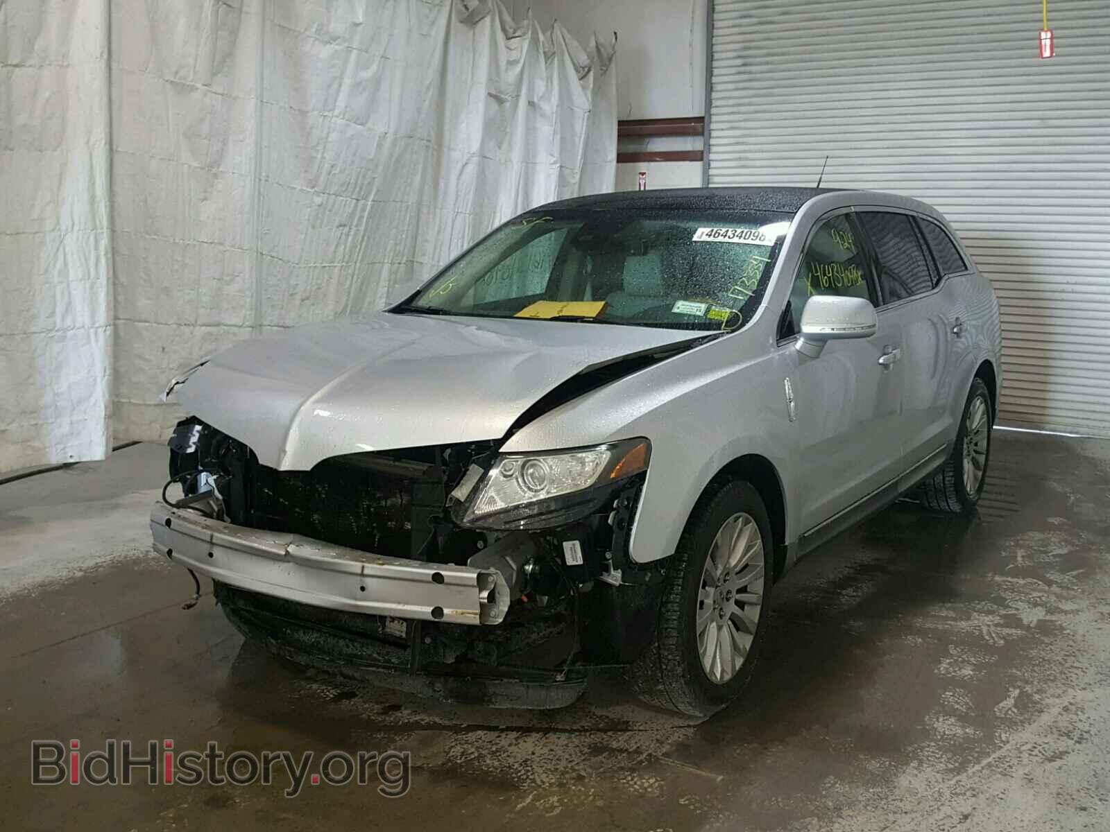 2012 LINCOLN MKT - VIN: 2LMHJ5FR1CBL51165 - Фото 2