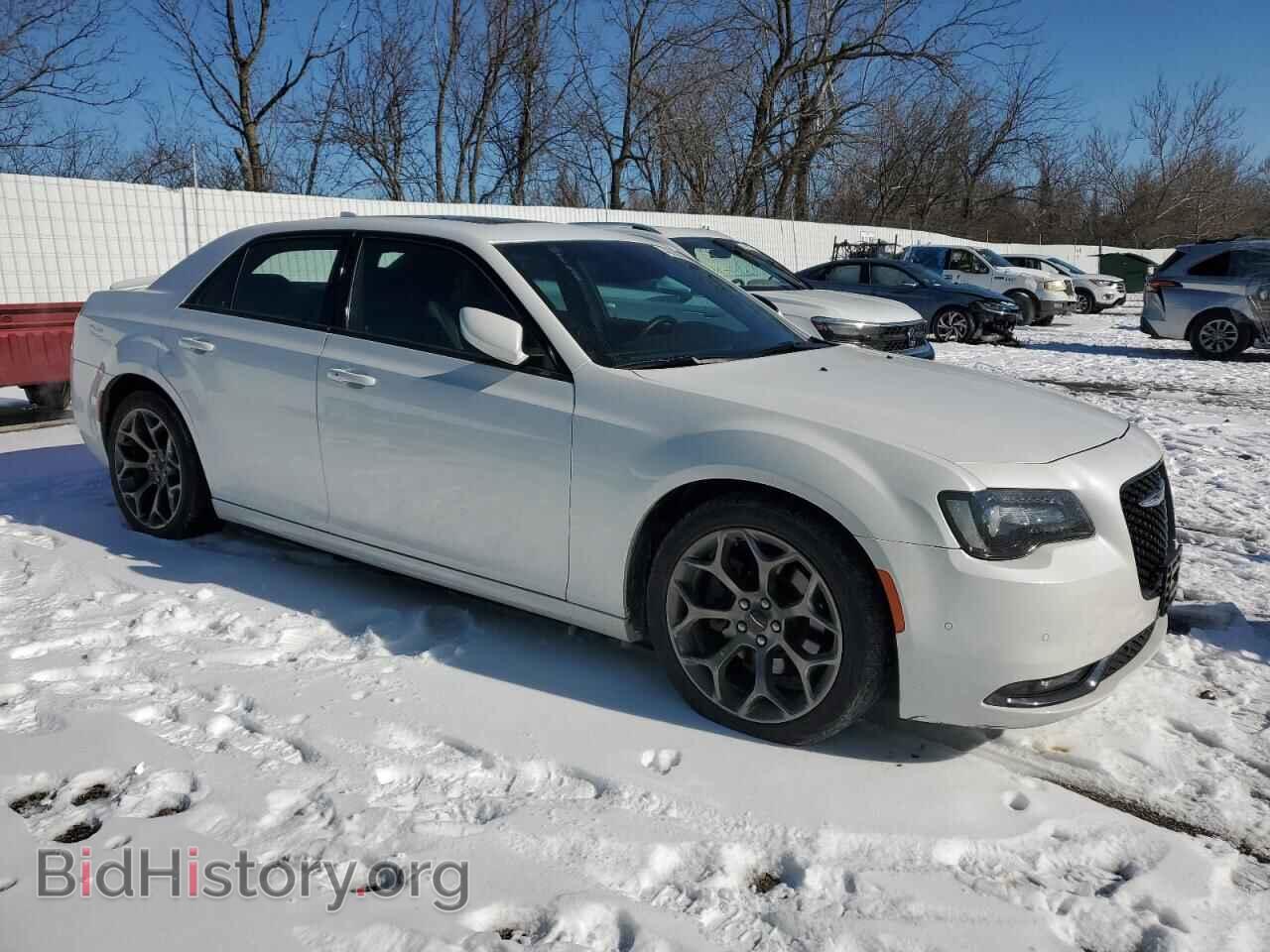 2016 CHRYSLER 300 - VIN: 2C3CCABT7GH224345 - Фото 4