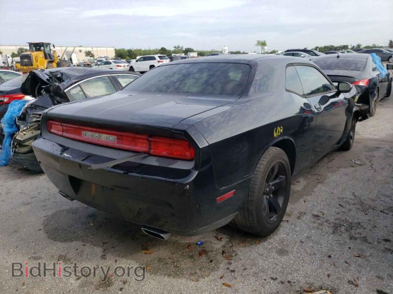 2013 Dodge CHALLENGER (VIN 2C3CDYAG2DH627977) — photo 4 of 10