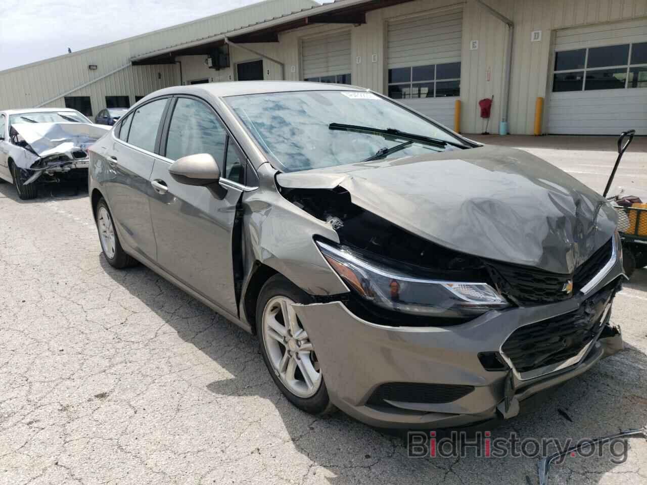 Photo 1G1BE5SMXH7190327 - CHEVROLET CRUZE 2017