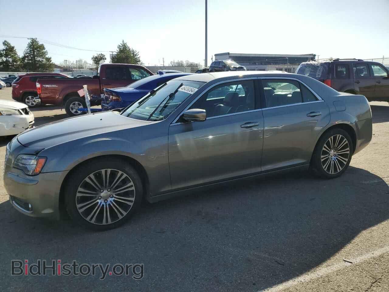 Фотография 2C3CCABG0CH145497 - CHRYSLER 300 2012