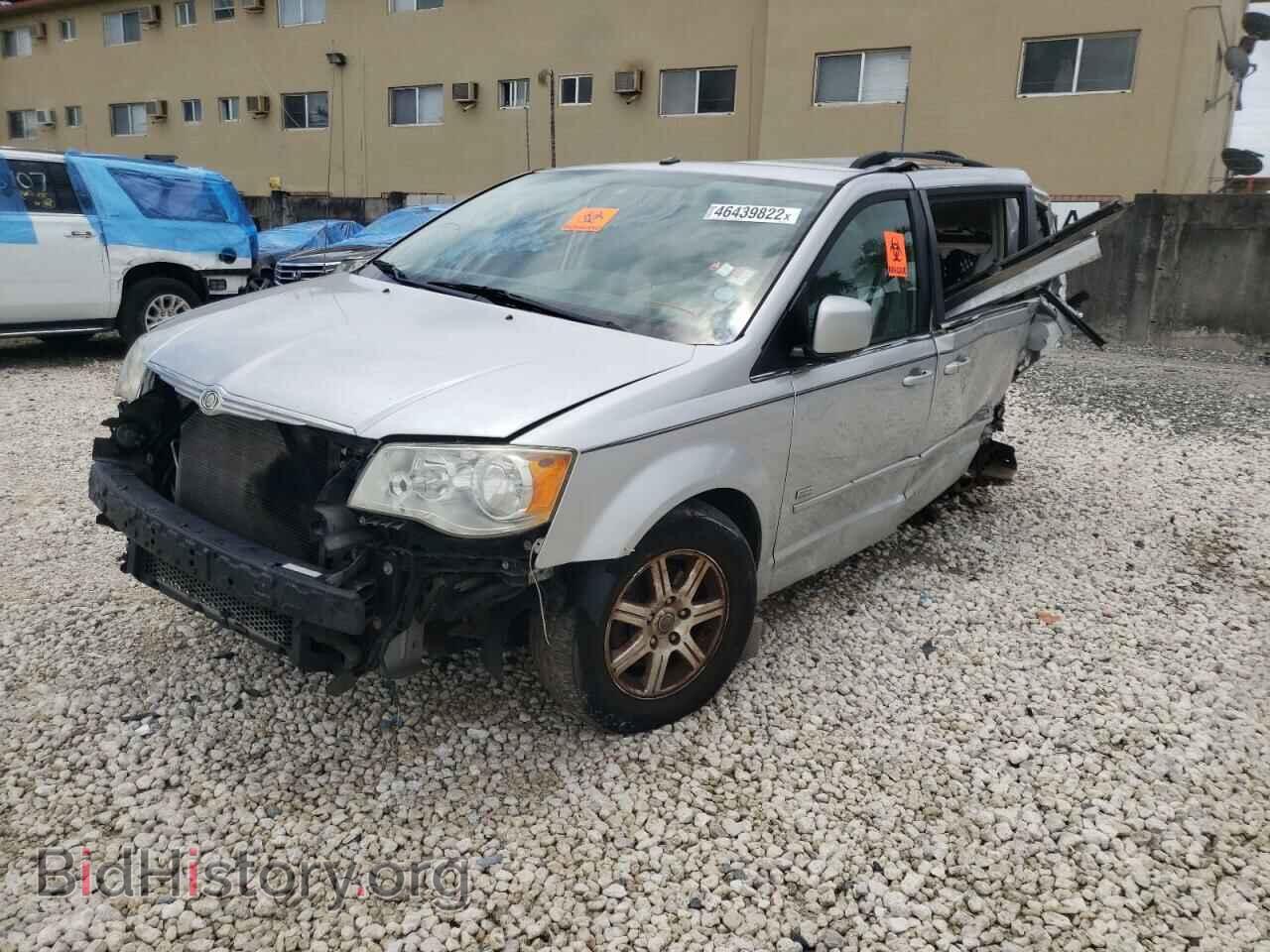 2008 CHRYSLER MINIVAN - VIN: 2A8HR54P38R758597 - Фото 2