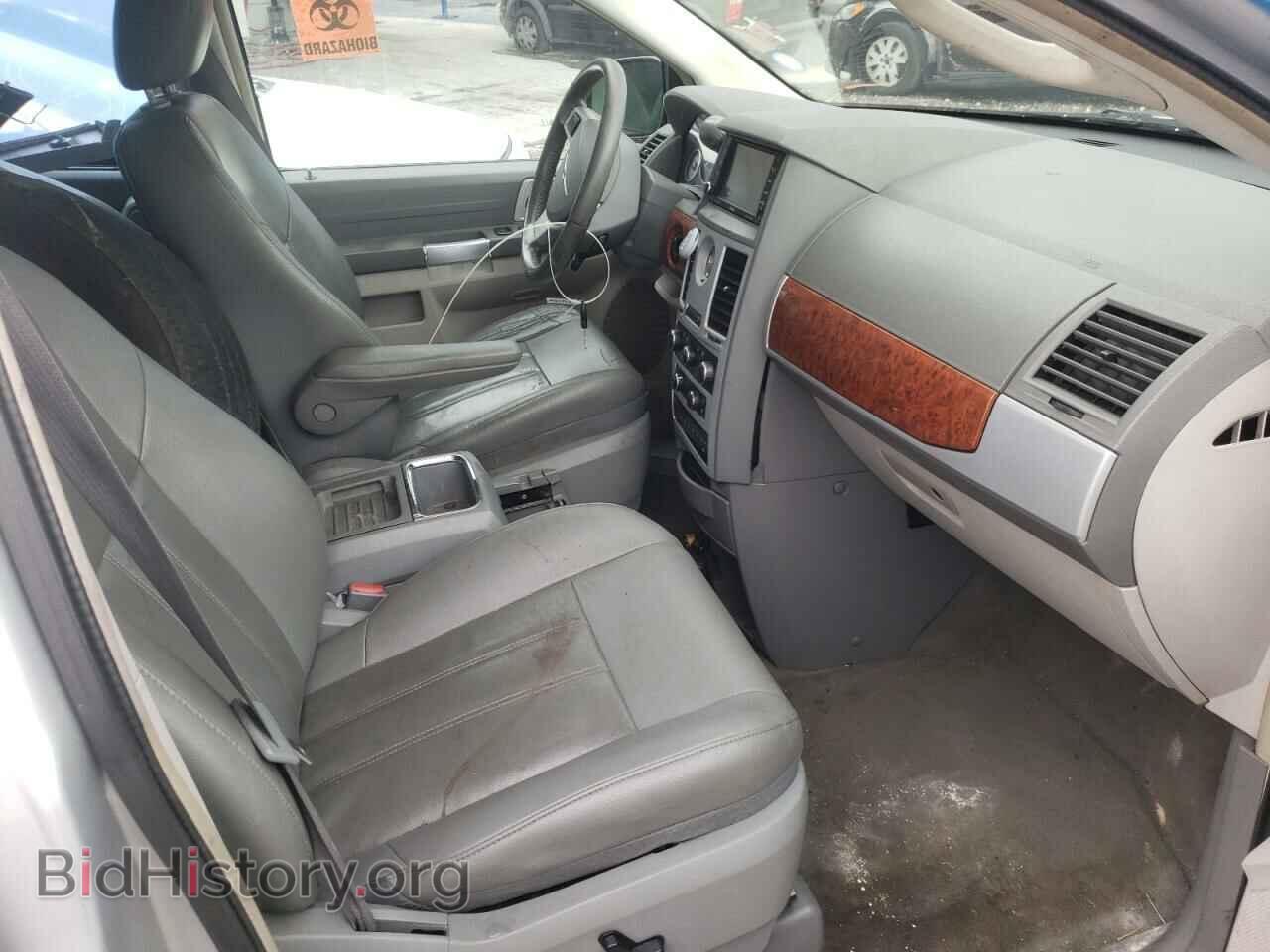 2008 CHRYSLER MINIVAN - VIN: 2A8HR54P38R758597 - Фото 5